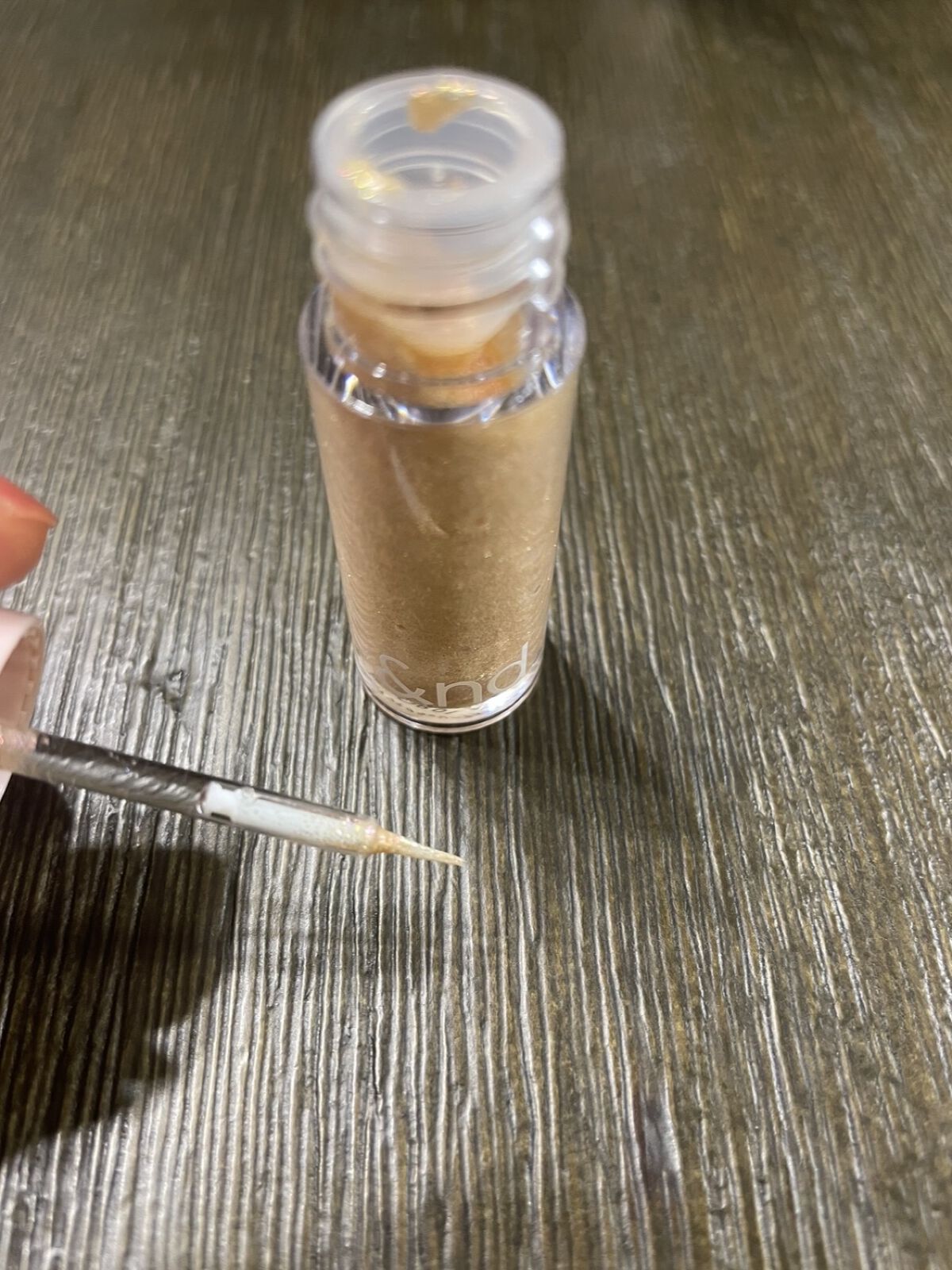 アンドバイロムアンド　グラッシーアイグリッター/&nd by rom&nd/グリッターを使ったクチコミ（2枚目）