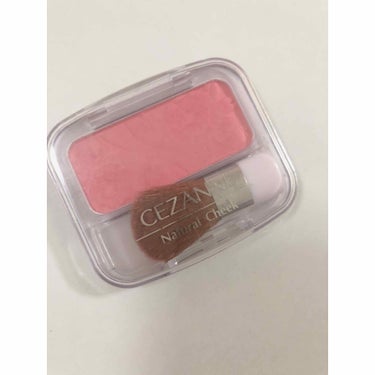 💗CEZANNE💗【ナチュラルチークN15】
💰360円💰

・肌にしっかり密着 🎀
・落ちにくい ✌🏻️
・発色がすごく良い 🌸
・ブラシはしっとり
                （CANMAKEよ