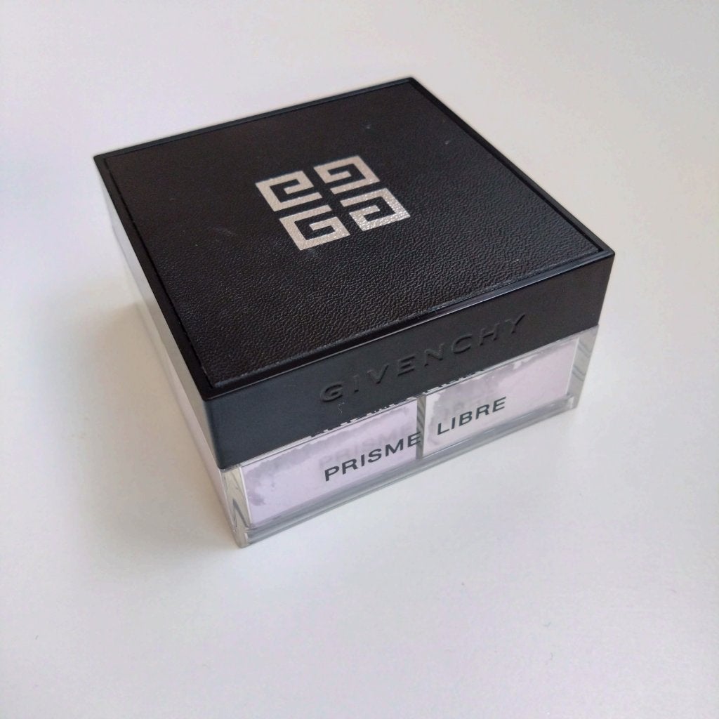 プリズム・リーブル/GIVENCHY/ルースパウダーを使ったクチコミ(5枚目)