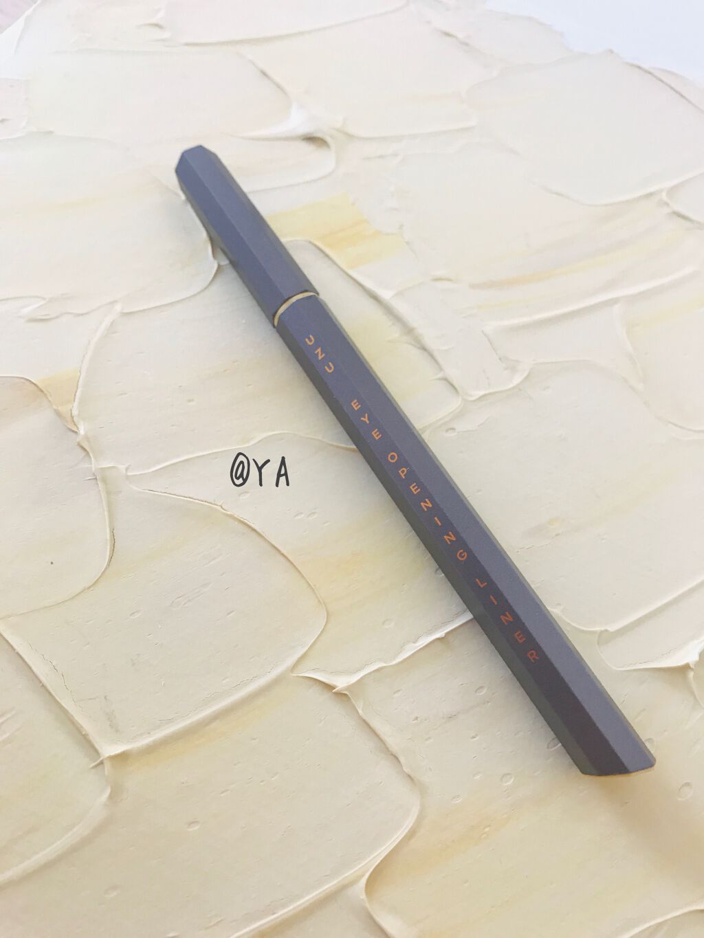 EYE OPENING LINER/UZU BY FLOWFUSHI/リキッドアイライナーを使ったクチコミ(2枚目)