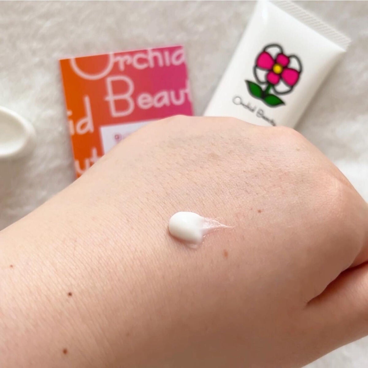 オーキッドビューティーハンドクリーム/椎名洋ラン園/ハンドクリームを使ったクチコミ(5枚目)