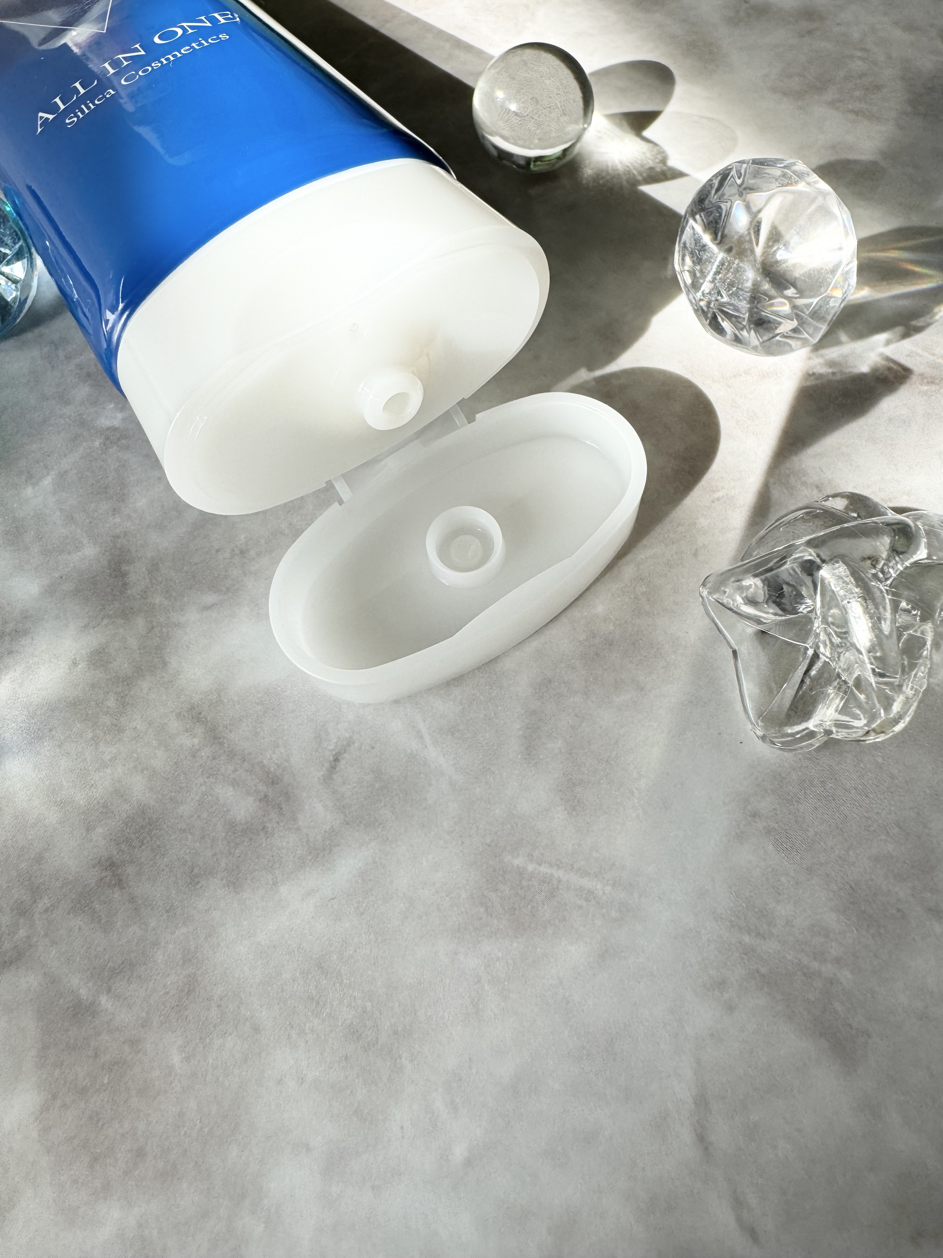 クリスタルオールインワン/Si＋/フェイスクリームを使ったクチコミ（2枚目）