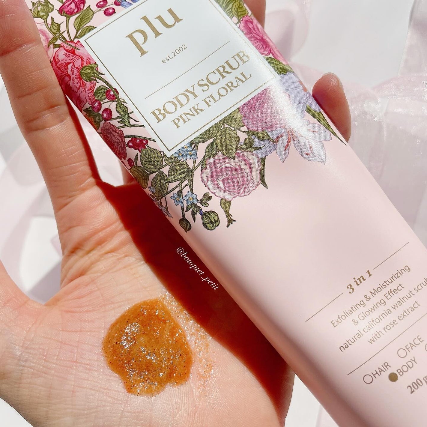 パフュームドシーソルトボディスクラブ 夜明けのバラ/plu/スクラブ・ゴマージュを使ったクチコミ(5枚目)