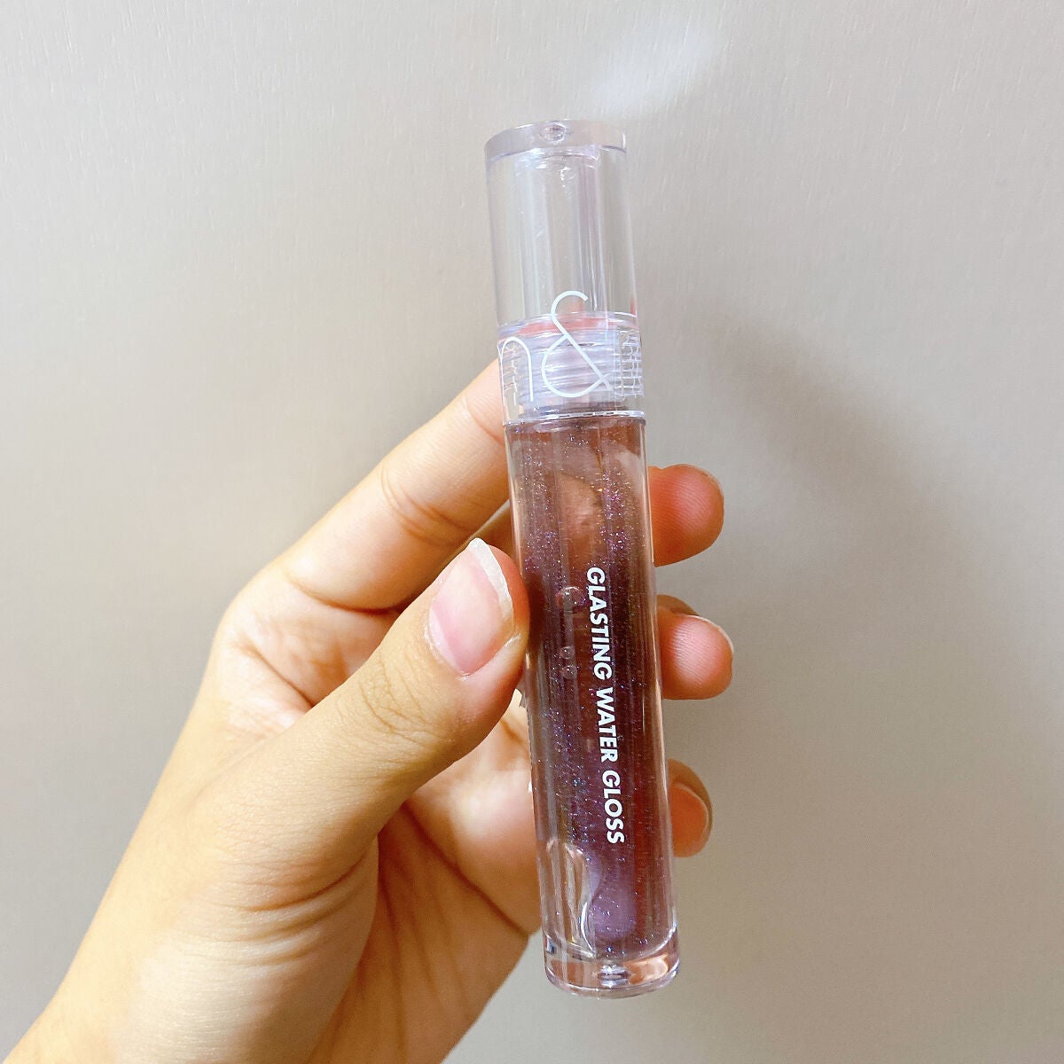 グラスティングウォーターグロス/rom&nd/リップグロスを使ったクチコミ(1枚目)