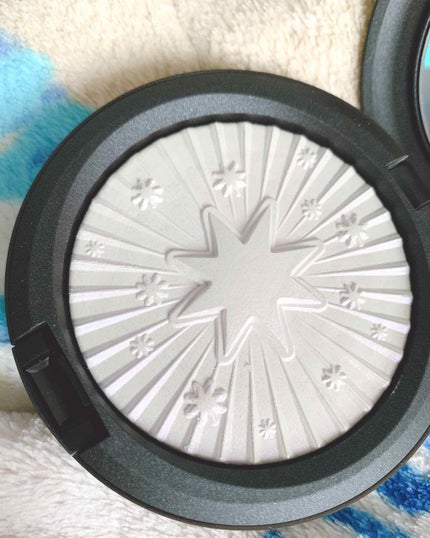 エクストラ ディメンション スキンフィニッシュ/M・A・C/プレストパウダーを使ったクチコミ(2枚目)