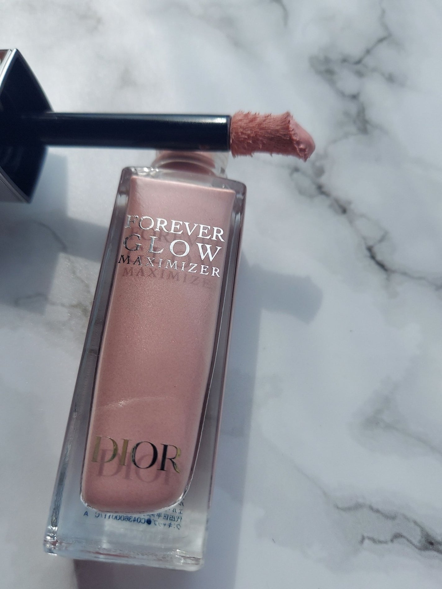 ディオールスキン フォーエヴァー グロウ マキシマイザー/Dior/ハイライトを使ったクチコミ(2枚目)