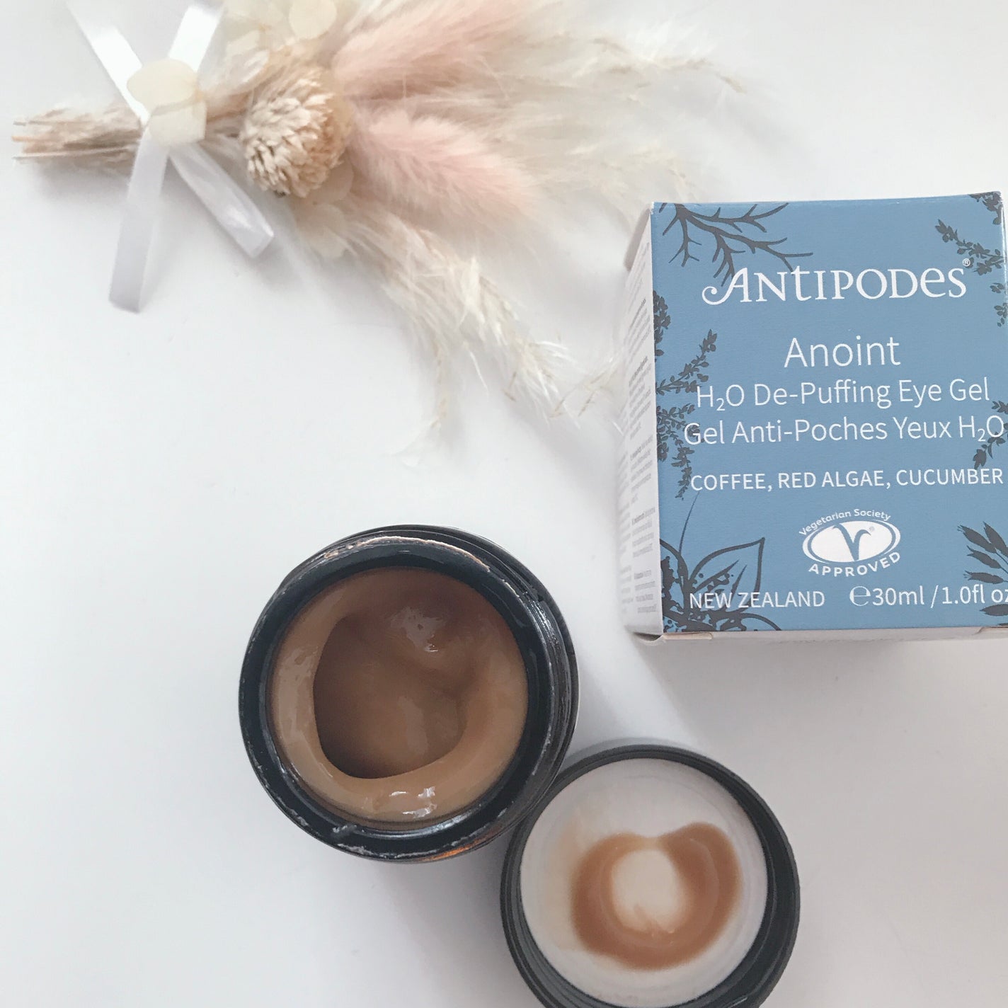 アノイント H2O ディパッフィング アイジェル/Antipodes/アイケア・アイクリームを使ったクチコミ(2枚目)