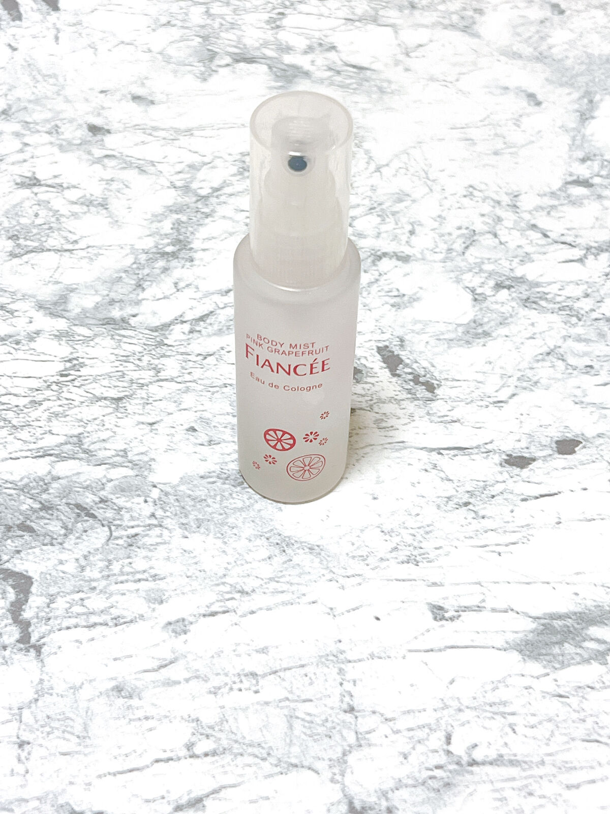 ボディミスト ピンクグレープフルーツの香り/フィアンセ/香水(レディース)を使ったクチコミ（2枚目）
