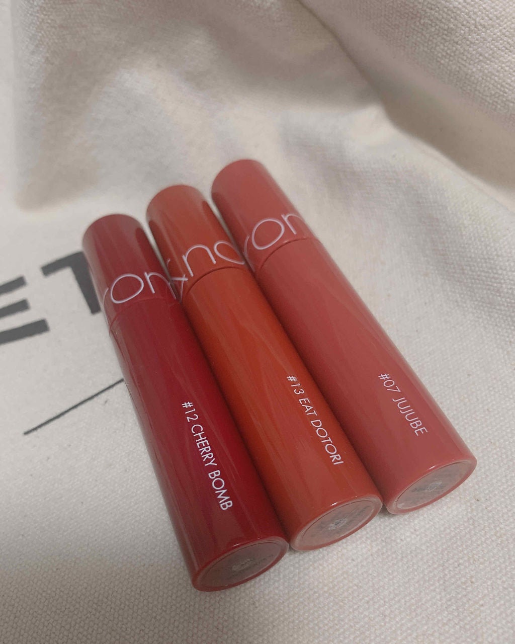 ジューシーラスティングティント/rom&nd/リップティントを使ったクチコミ(1枚目)