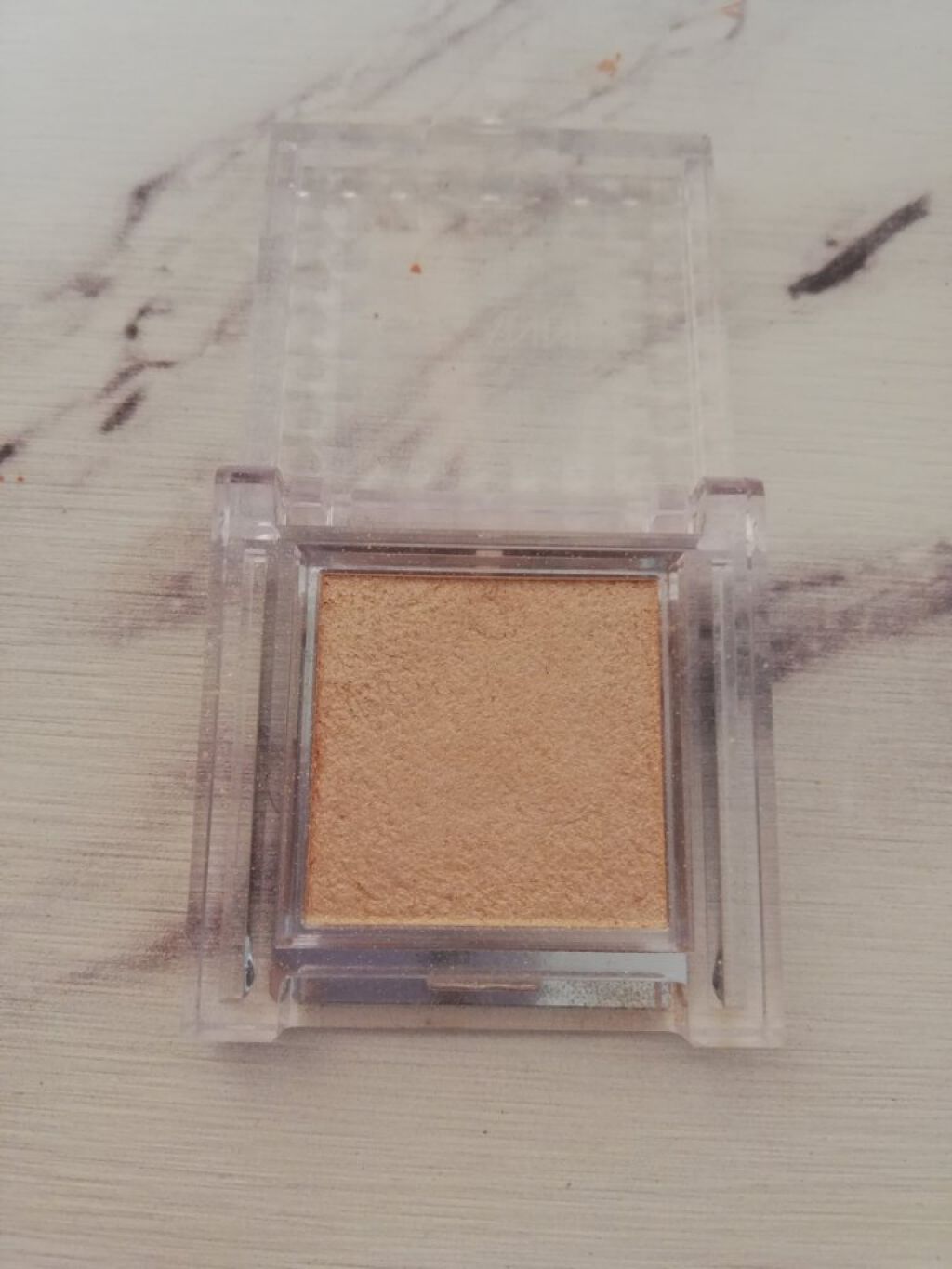 シングルカラーアイシャドウ/CEZANNE/単色アイシャドウを使ったクチコミ(2枚目)