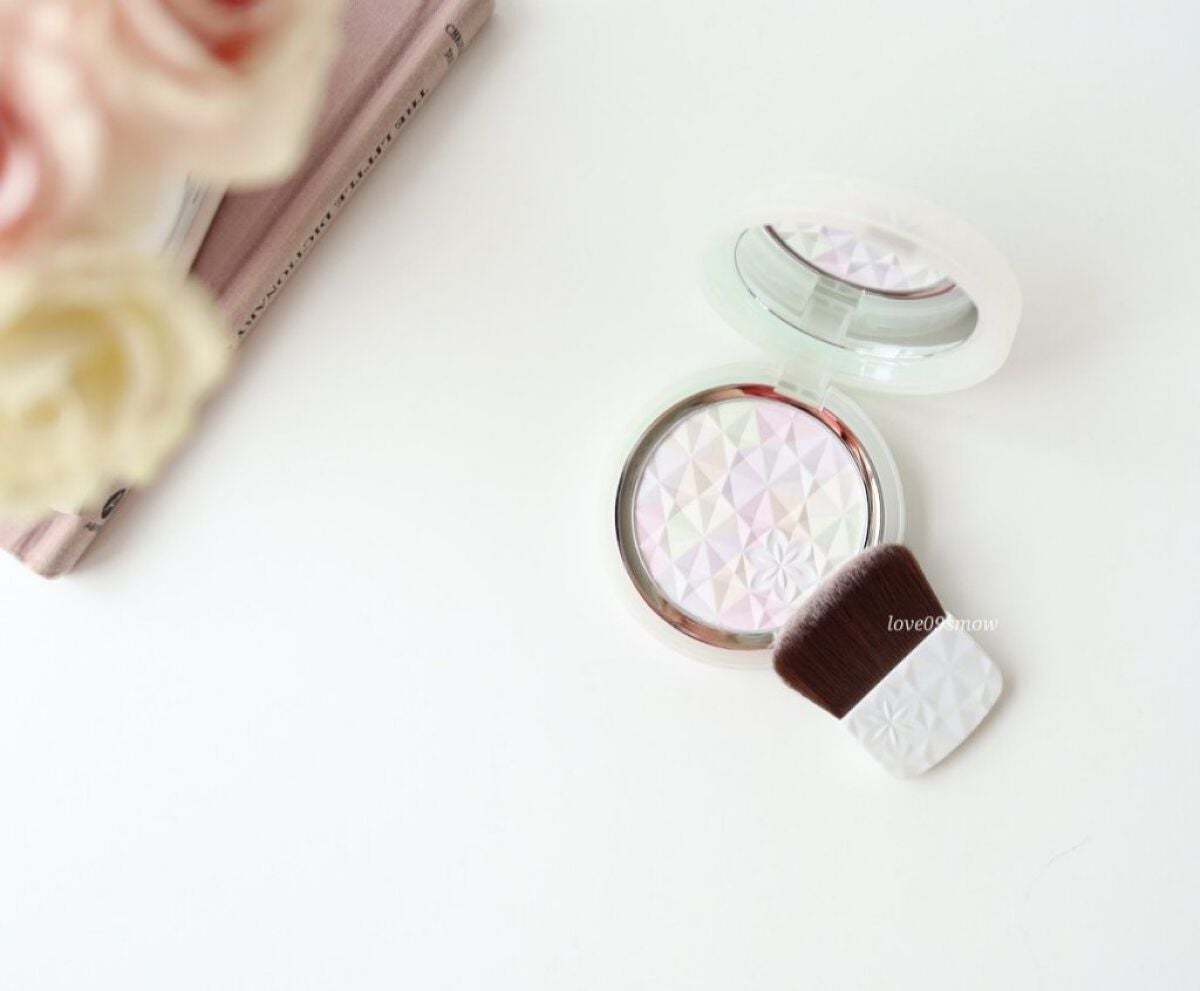 AQ オーラ リフレクター/DECORTÉ/プレストパウダーを使ったクチコミ(4枚目)