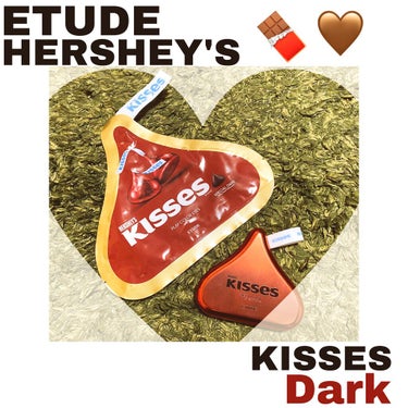 🍫【 ETUDE キスチョコレート プレイカラーアイズ
ダーク】🤎🤍

やーっと届きました🥰！
もうパッケージからめちゃくちゃかわいい！！！
外袋とっておきたいから丁寧に開けました😂🤍

コンパクトなサ