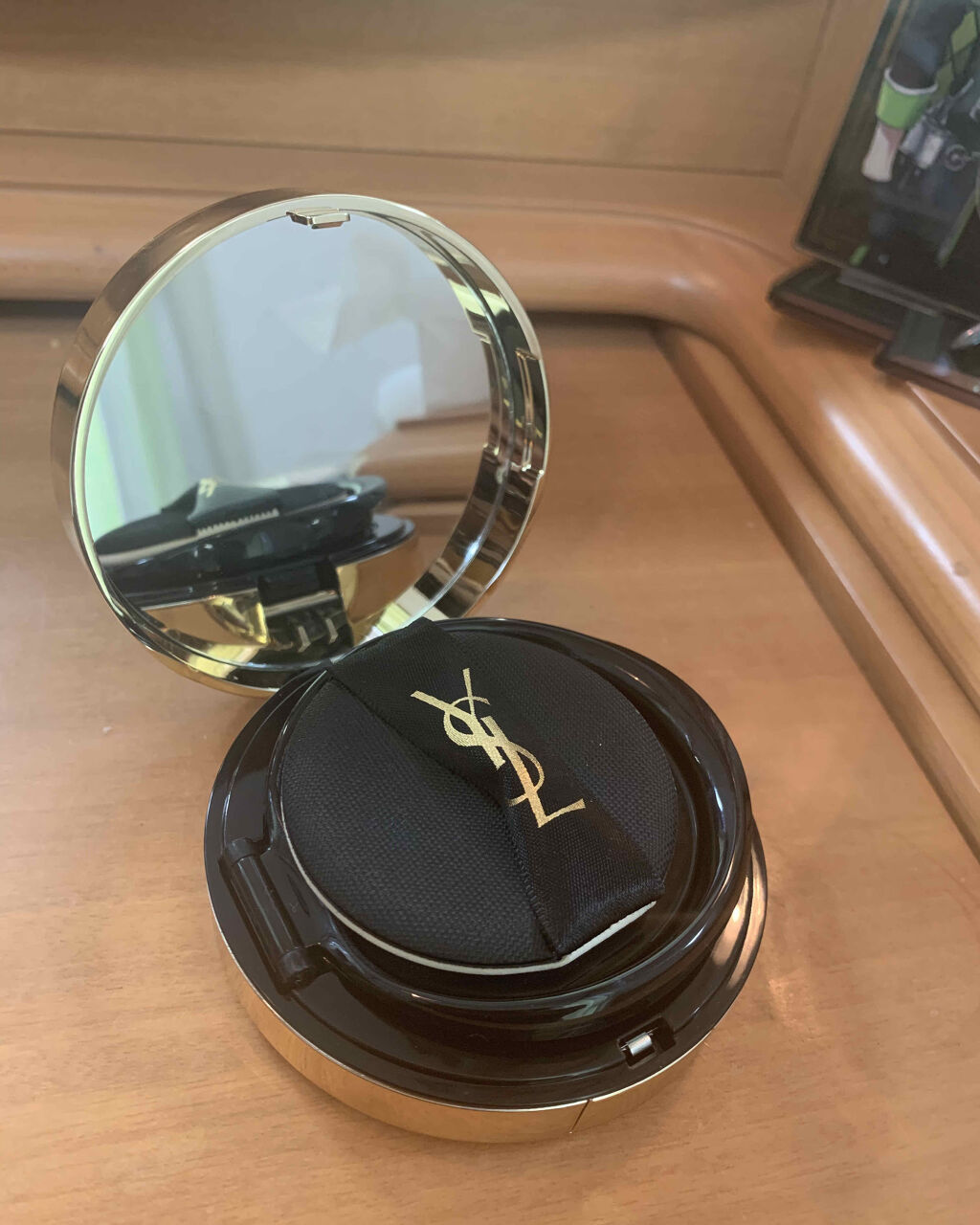 アンクル ド ポー ルクッションN/YVES SAINT LAURENT BEAUTE/クッションファンデーションを使ったクチコミ（2枚目）