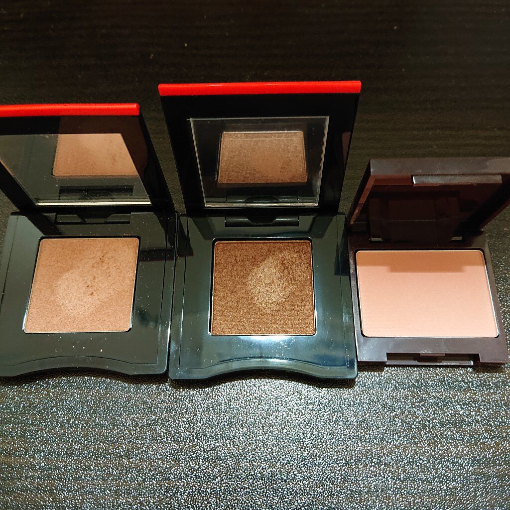 ポップ パウダージェル アイシャドウ 04 Sube-Sube Beige/SHISEIDO/単色アイシャドウを使ったクチコミ（3枚目）