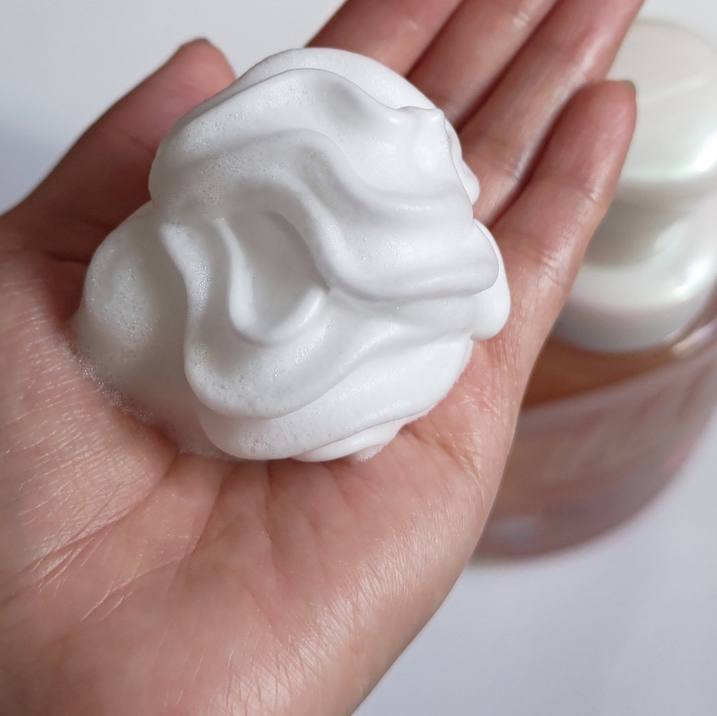 ビオレu ザ ボディ 泡タイプ モイスチャースムース/ビオレu/ボディソープを使ったクチコミ(2枚目)