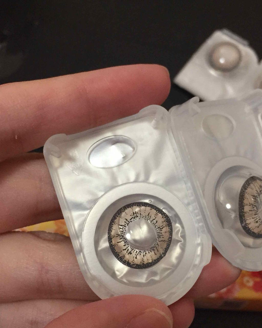 フラワーアイズ ワンデー ローズブラウン/株式会社ビューフロンティア/ワンデー（１DAY）カラコンを使ったクチコミ（3枚目）