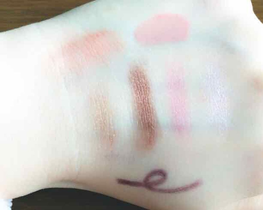 おすず on LIPS 「【SWEET5月号snidel春コスメ4点セット&花柄ポーチ】..」(1枚目)