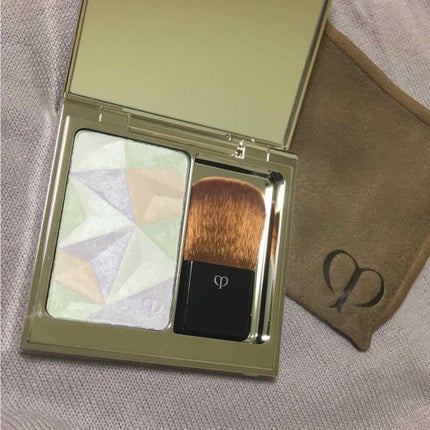 クレ・ド・ポー ボーテ レオスールデクラ/クレ・ド・ポー ボーテ/パウダーハイライトを使ったクチコミ(1枚目)