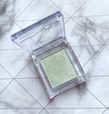 プリズム パウダーアイカラー/リンメル ロンドン/単色アイシャドウを使ったクチコミ(1枚目)