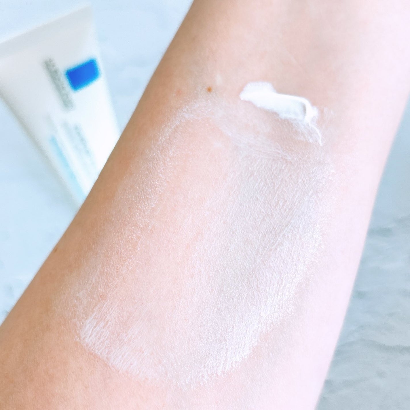 シカプラスト リペアクリーム B5+ /ラ ロッシュ ポゼ/フェイスクリームを使ったクチコミ(4枚目)