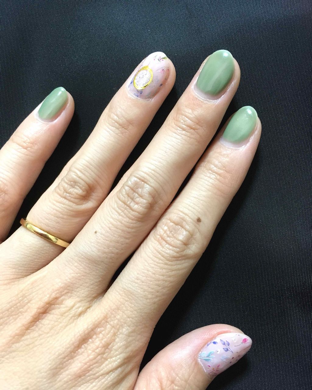 しずくネイルシール/キャンドゥ/ネイルシールを使ったクチコミ(1枚目)