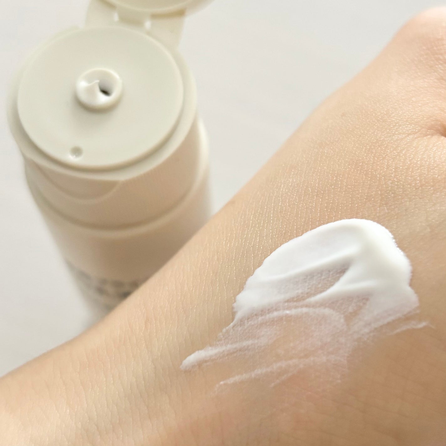 薬用ブライトニングUV乳液/無印良品/乳液を使ったクチコミ(2枚目)