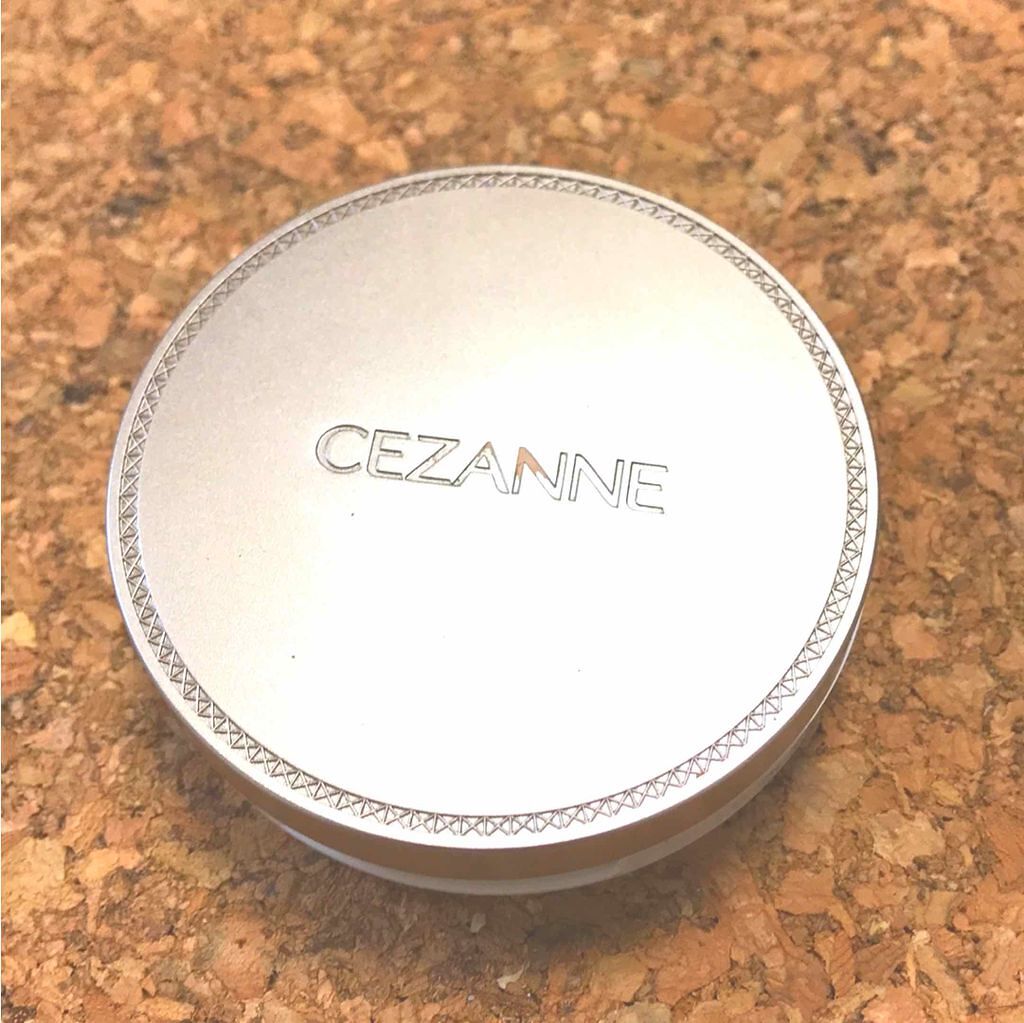 UVシルクフェイスパウダー/CEZANNE/プレストパウダーを使ったクチコミ（1枚目）