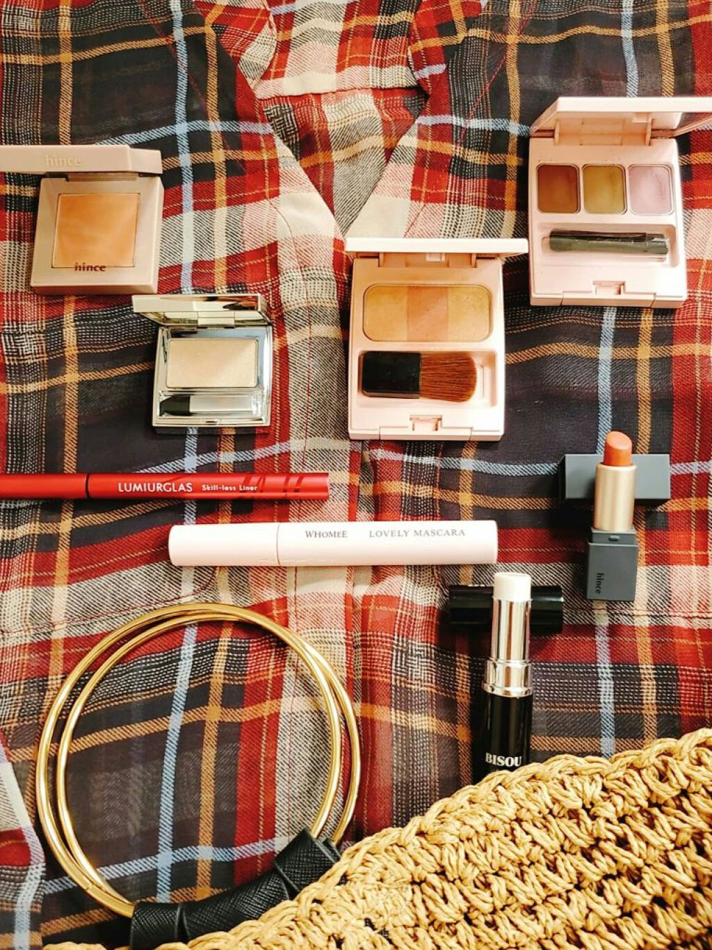 ザ ナウナウアイズ 02 シークレットダスト/RMK/単色アイシャドウを使ったクチコミ（2枚目）