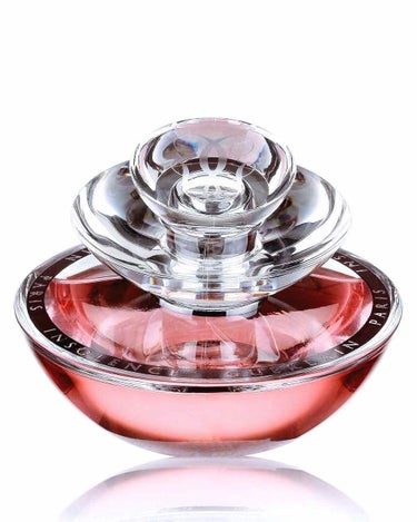 GUERLAIN アンソレンス オードトワレのクチコミ「アンソレンス EDT
ベリーとバイオレットのパウダリーなフルーティの香り🍇🌸

新年一発目の投.....」（1枚目）