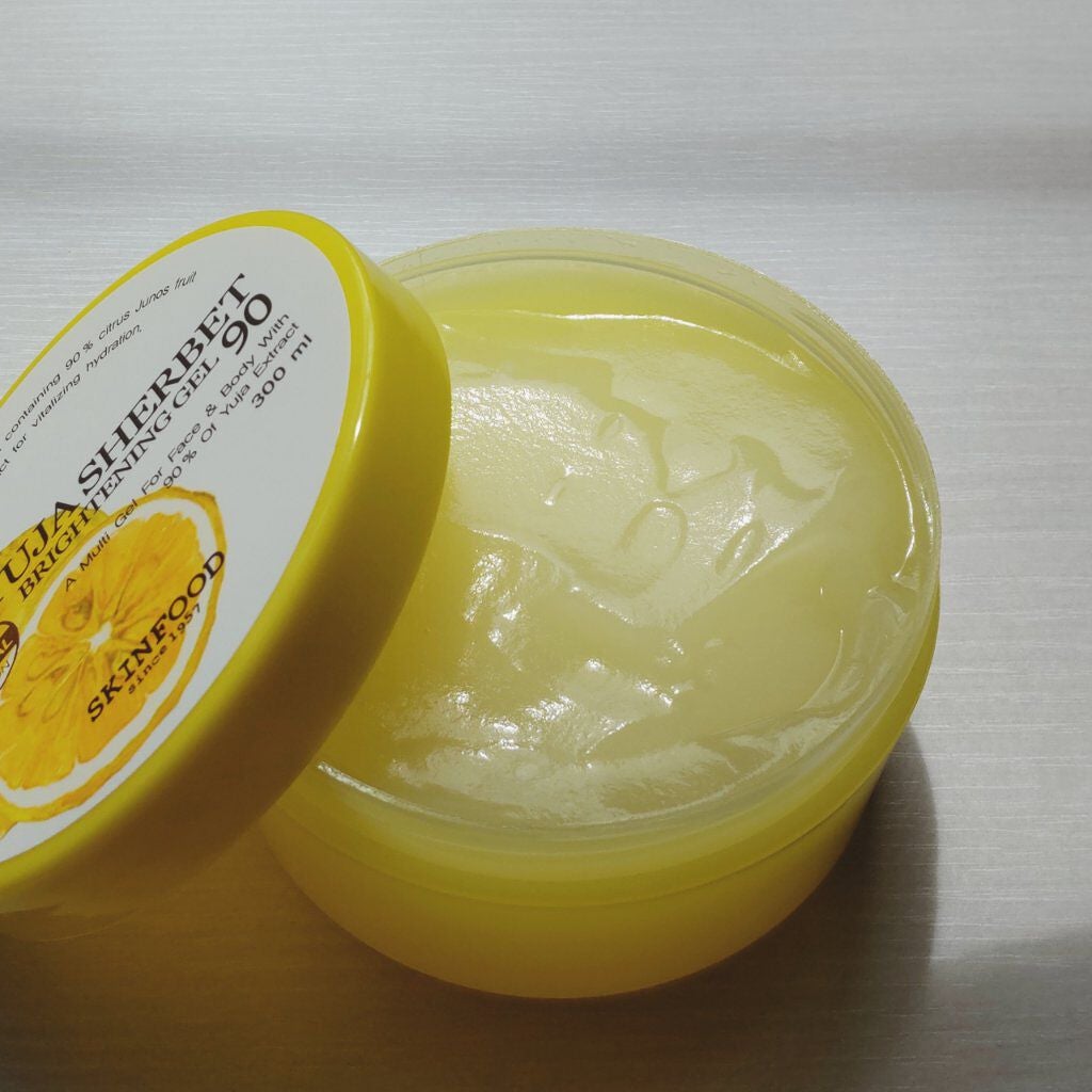 ゆず シャーベット ブライトニングジェル 90/SKINFOOD/ボディローションを使ったクチコミ(1枚目)