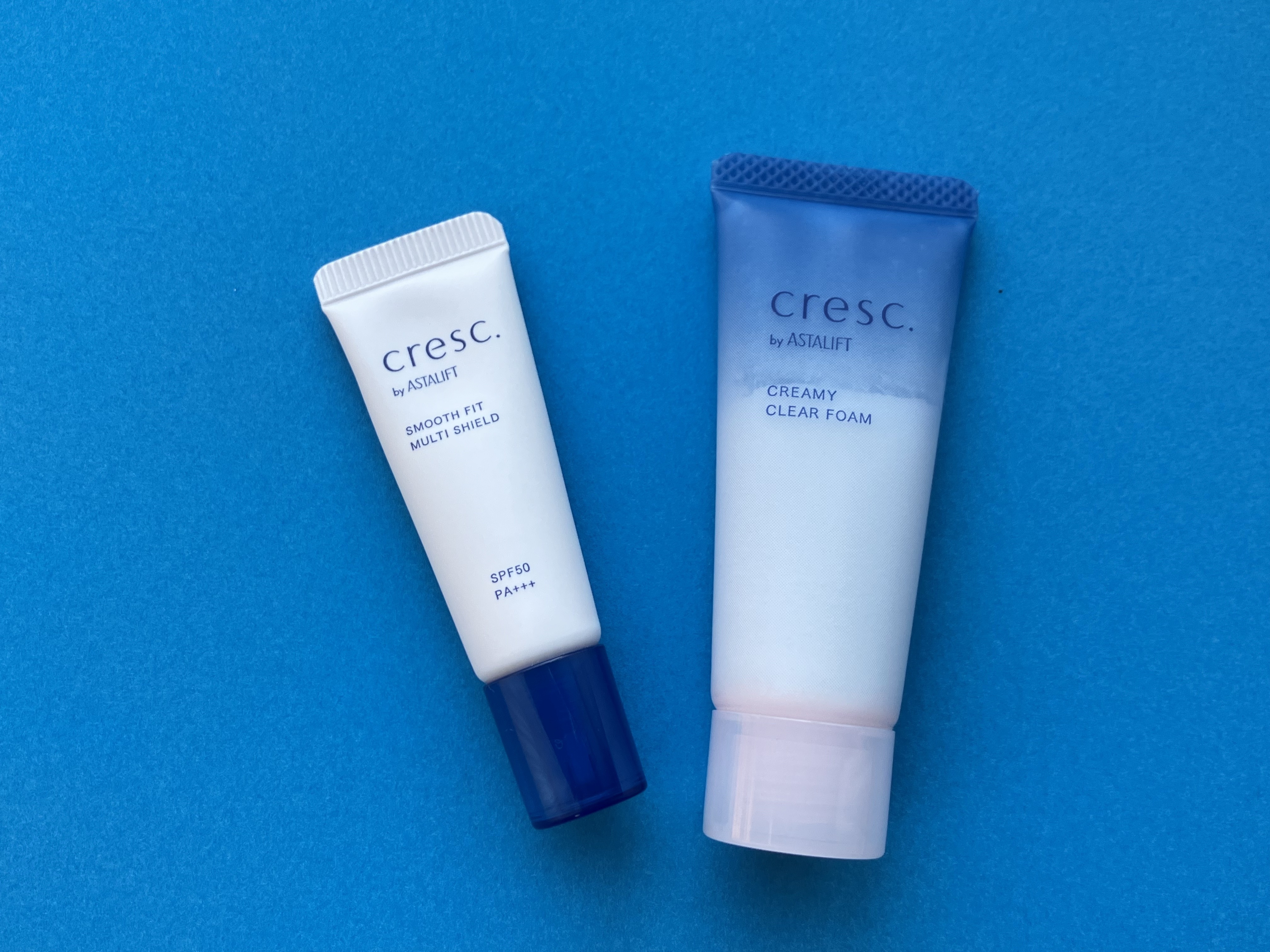 🩵💙🤍
アスタリフトでお馴染み‼︎
富士フイルム発の敏感肌用スキンケアブランド「クレスク」🕊️

cresc. by ASTALIFT
ジェリーコンディショナー
モイスチュア リッチミルク
⁡
実は可愛いデザインとジェルが涼しげで
