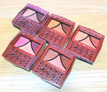 ジューシーピュアアイズ/キャンメイク/アイシャドウパレットを使ったクチコミ(1枚目)