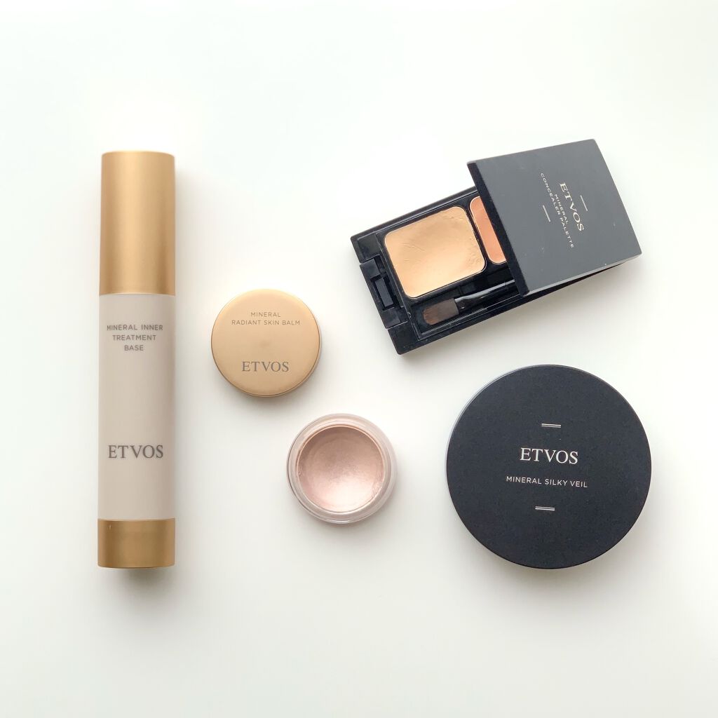 ミネラルシルキーベール/エトヴォス/プレストパウダーを使ったクチコミ（1枚目）