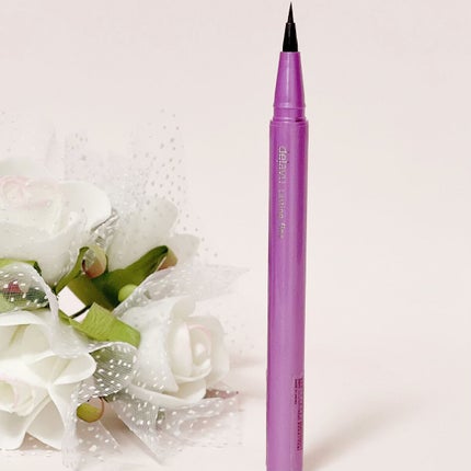 「密着アイライナー」ショート筆リキッド/デジャヴュ/リキッドアイライナーを使ったクチコミ(5枚目)