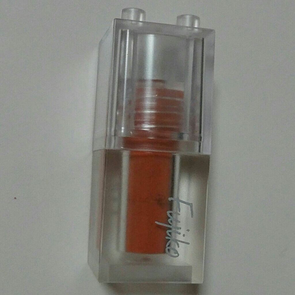 ミニエアリーディップパウダー/Fujiko/単色アイシャドウを使ったクチコミ（1枚目）