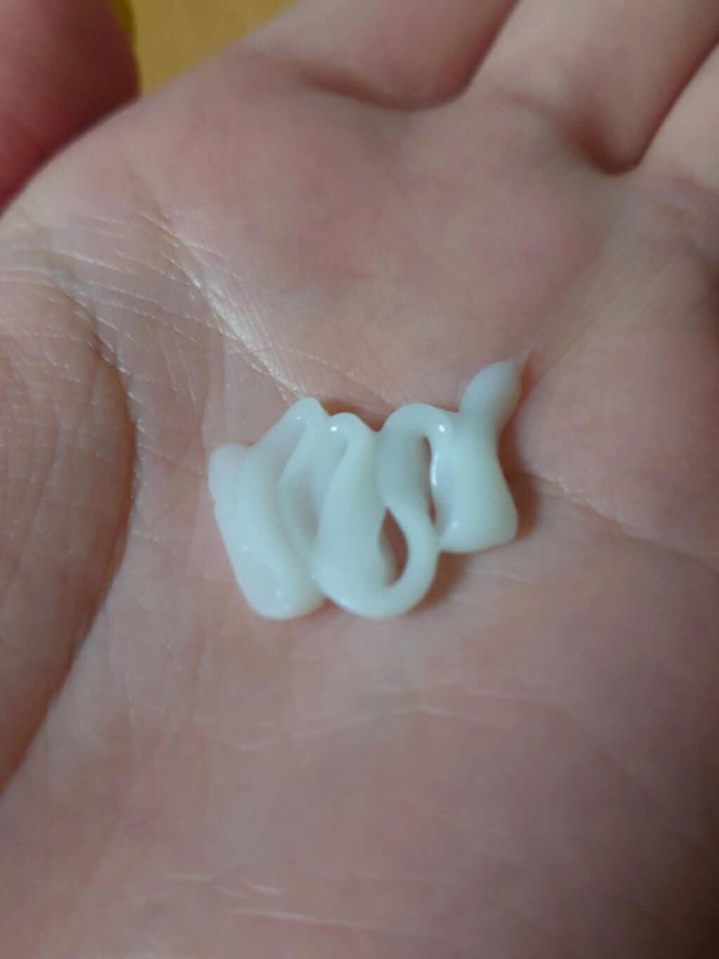 マニュアン/カシー ボザール マニュアン/ハンドクリームを使ったクチコミ（3枚目）