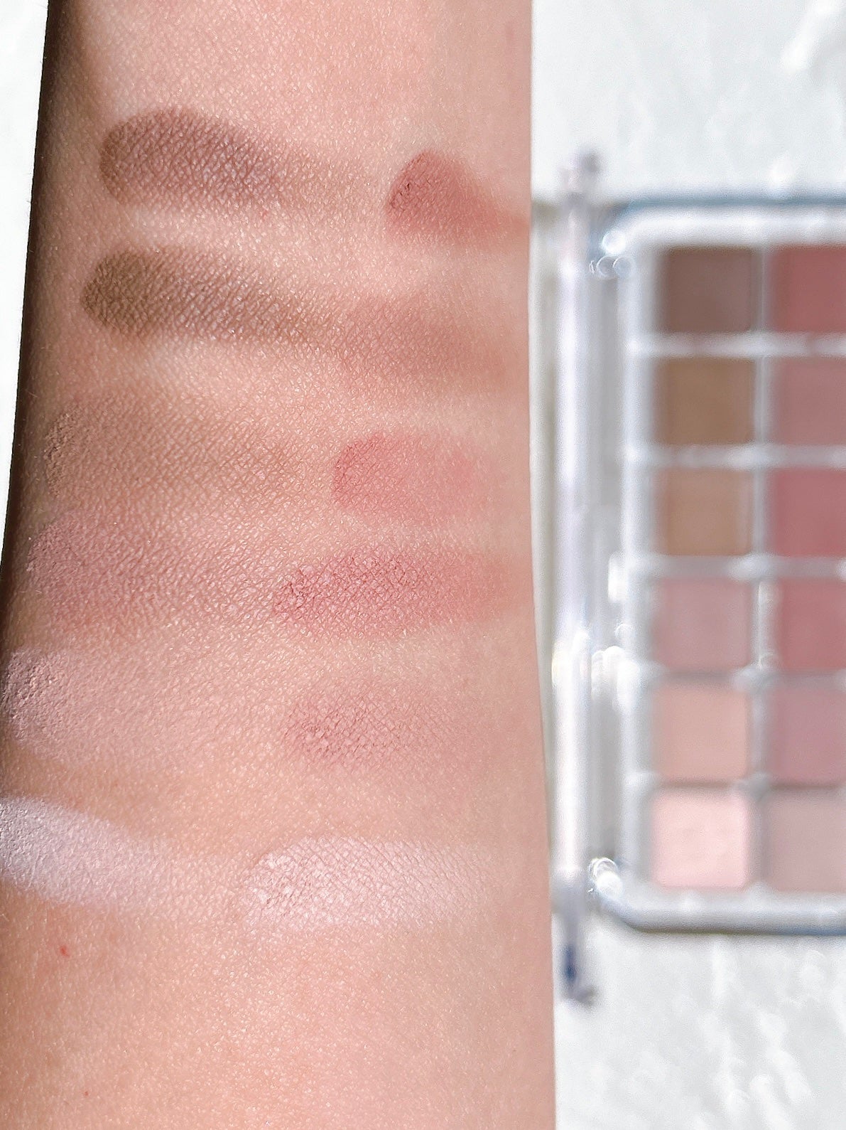 プロ アイ パレット エアー/CLIO/アイシャドウパレットを使ったクチコミ(3枚目)