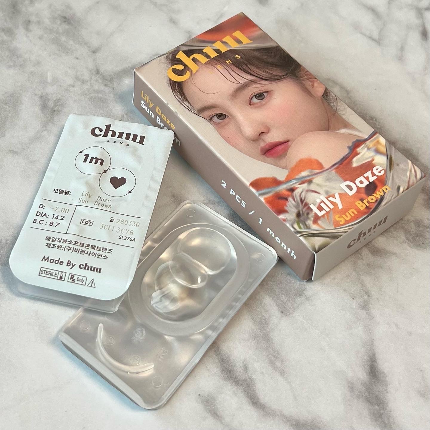 Lily Daze / chuu LENS