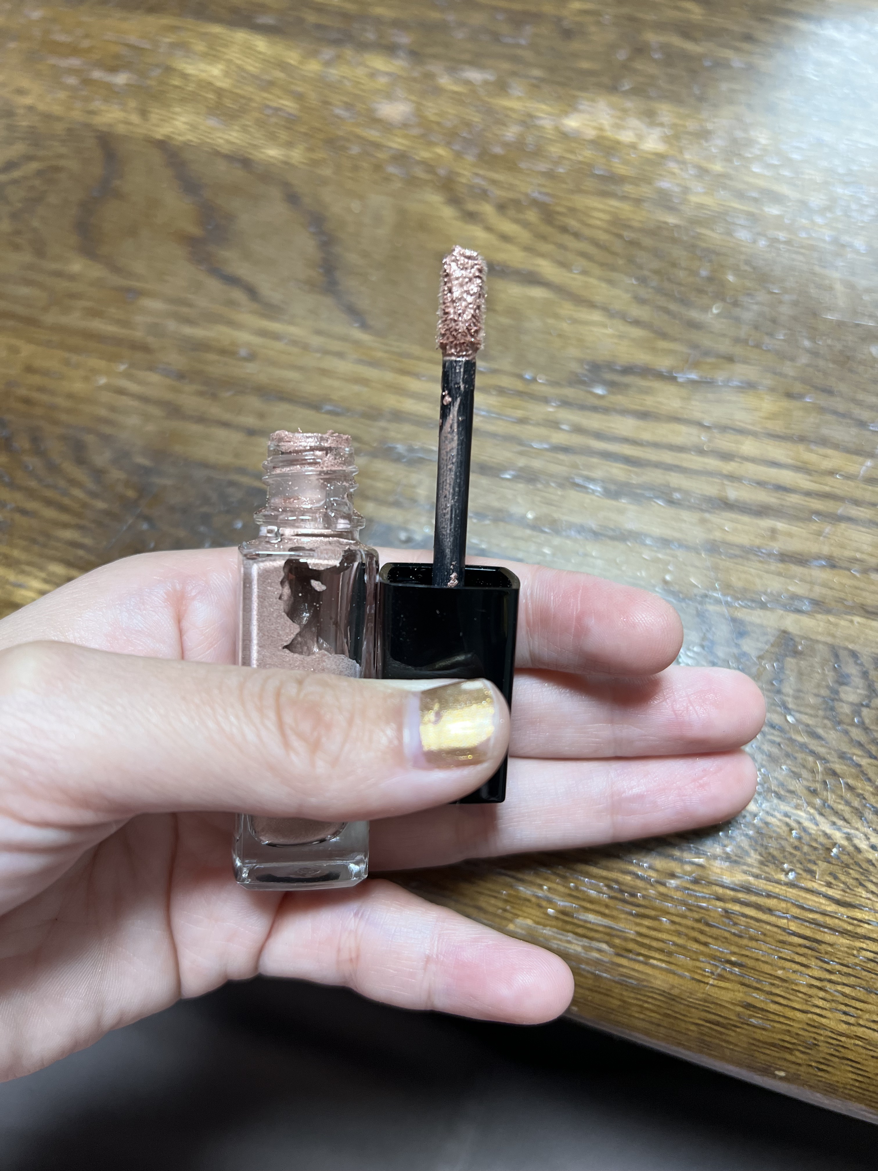 オンブル プルミエール ラック/CHANEL/リキッドアイシャドウを使ったクチコミ（2枚目）