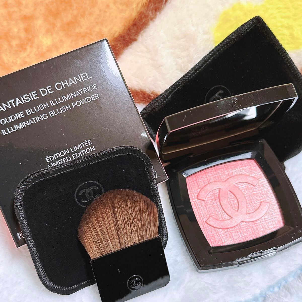 CHANEL 限定版 ファンテジードゥシャネル チークカラー 限定パウダーチーク】ファンテジー ドゥ シャネル|CHANELの