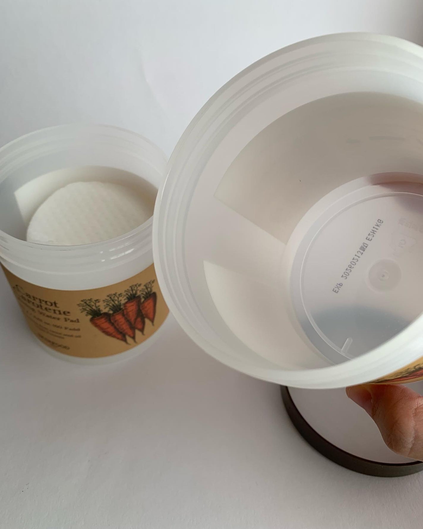 キャロットカロテン カーミングウォーターパッド/SKINFOOD/トナーパッドを使ったクチコミ(4枚目)