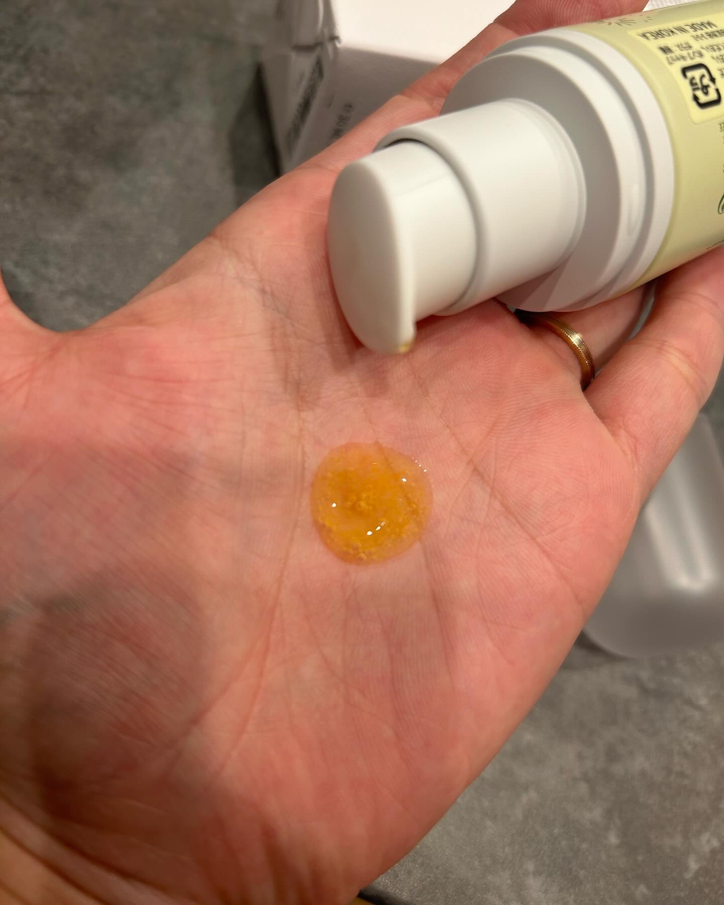 ビタミン コレクティブ バイタリティ エリクサー/SUPEREGG /美容液を使ったクチコミ（3枚目）