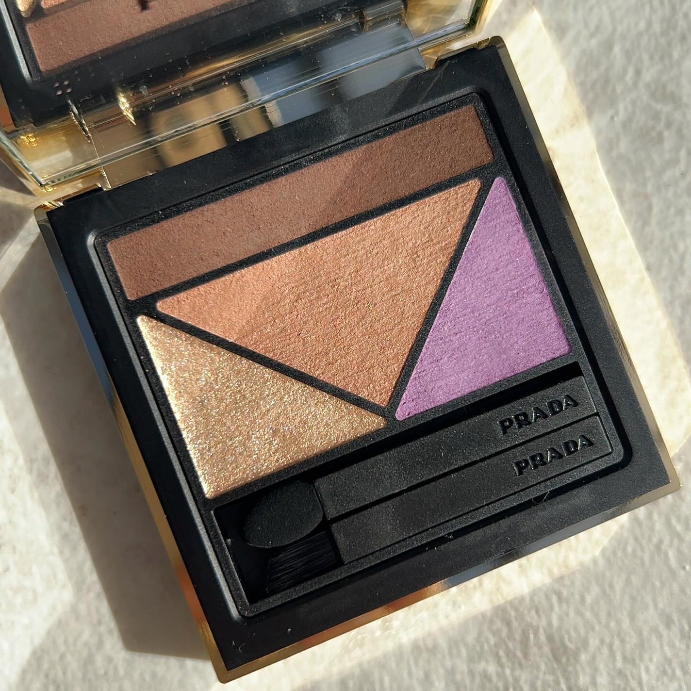 ダイメンションズ マルチエフェクト アイシャドウ/PRADA BEAUTY/アイシャドウパレットを使ったクチコミ(7枚目)