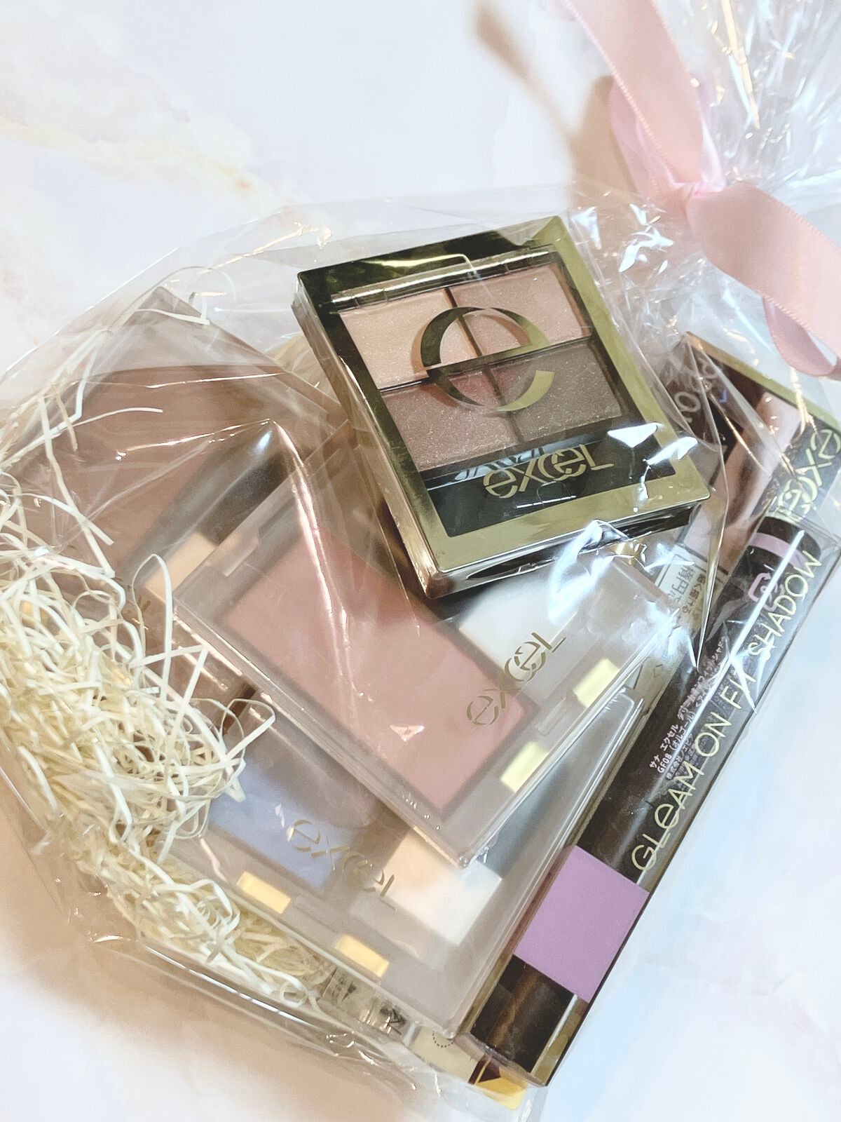 グリームオンフィットシャドウ/excel/スティックアイシャドウを使ったクチコミ(3枚目)