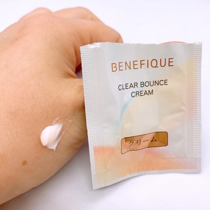 クリアバウンスクリーム /BENEFIQUE/フェイスクリームを使ったクチコミ(2枚目)