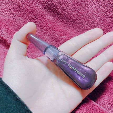 LIP38℃ +UnFrame<ホログラフィック>/UZU BY FLOWFUSHI/リップグロスを使ったクチコミ(2枚目)