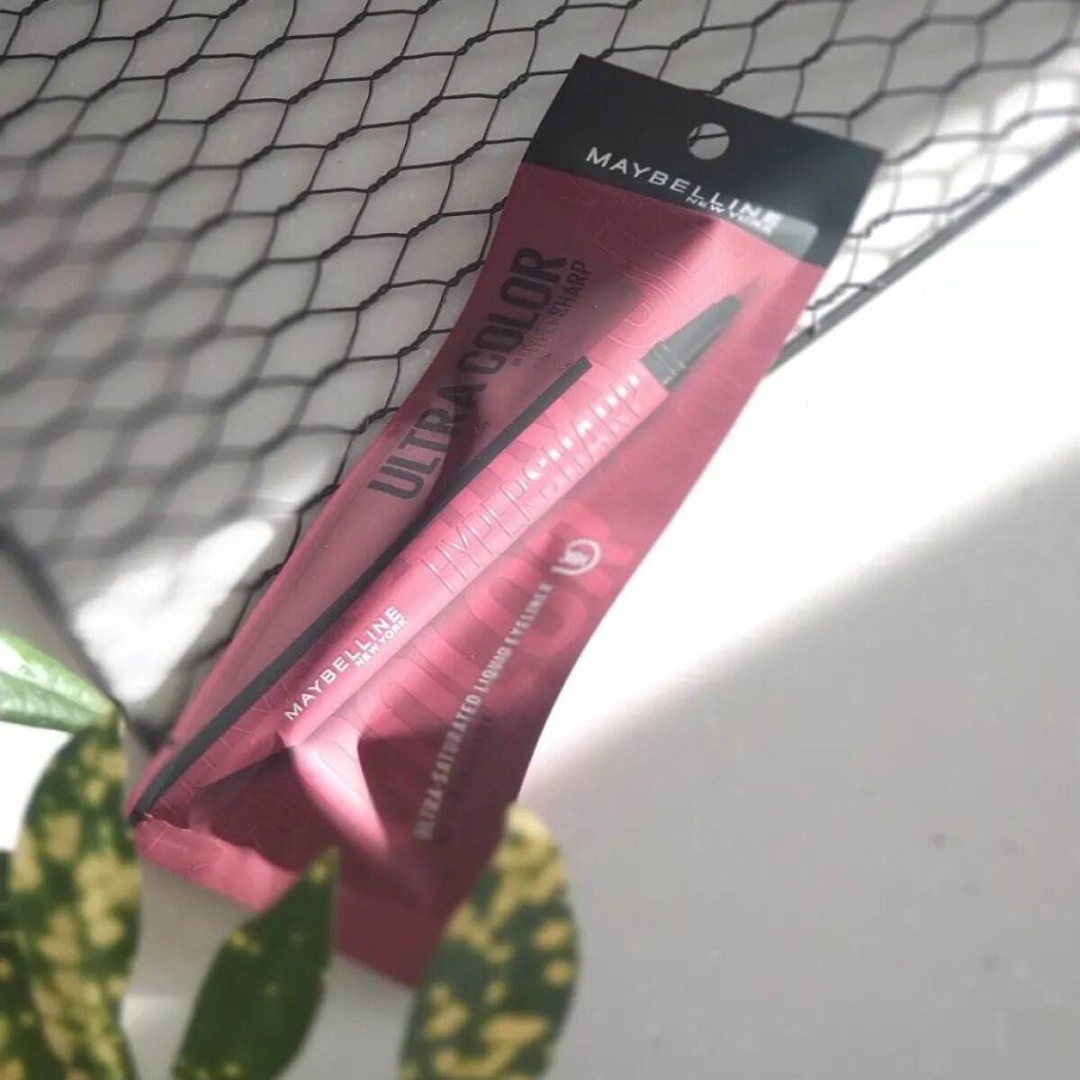 ウルトラカラー アイライナー/MAYBELLINE NEW YORK/リキッドアイライナーを使ったクチコミ(1枚目)