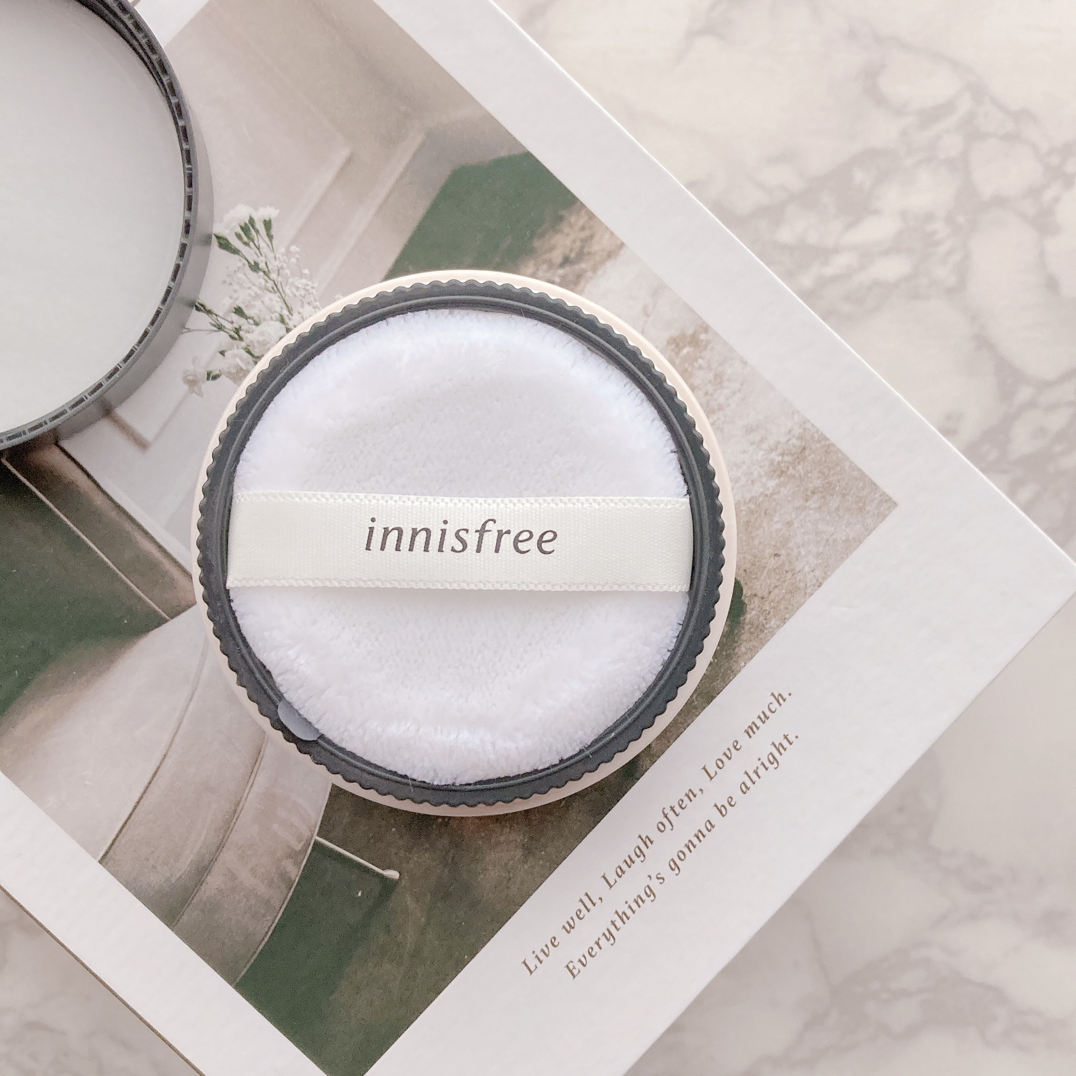 ポアブラー パウダー/innisfree/ルースパウダーを使ったクチコミ（3枚目）