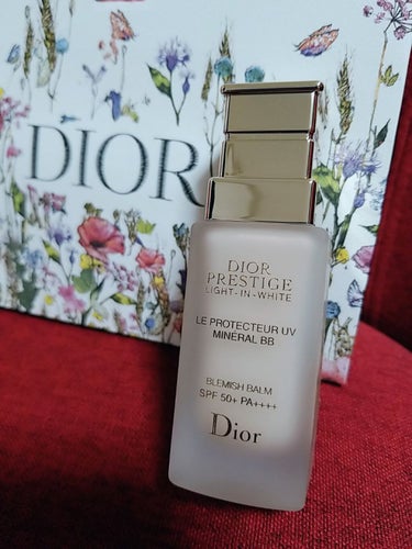 プレステージ ホワイト ル プロテクター ＵＶ ミネラル BB 01/Dior/BBクリームを使ったクチコミ（3枚目）