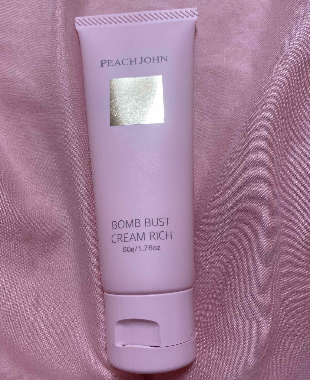 ボムバストクリーム　リッチ/PEACH JOHN/バストケア・ヒップケアを使ったクチコミ（1枚目）